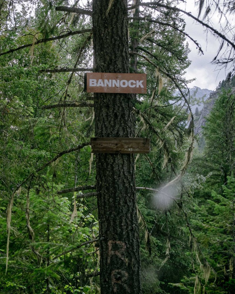 High clearance 4x4 road conditions on Bannock Burn FSR leading to Mt Gimli trailhead parking
